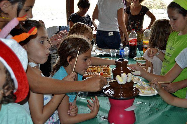 OS RECORDAMOS LA MERIENDA  VECINAL QUE HABRÁ ESTE SÁBADO 19 Y ADELANTAMOS EL CARTELFIESTA FIN DE VERANOOOOOOO